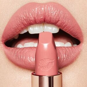Charlotte Tilbury Dance Floor Princess Lipstick